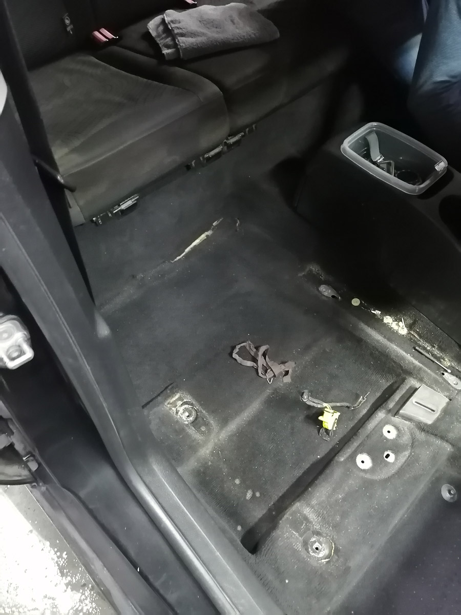 Peugeot oto koltuk yıkama örneği